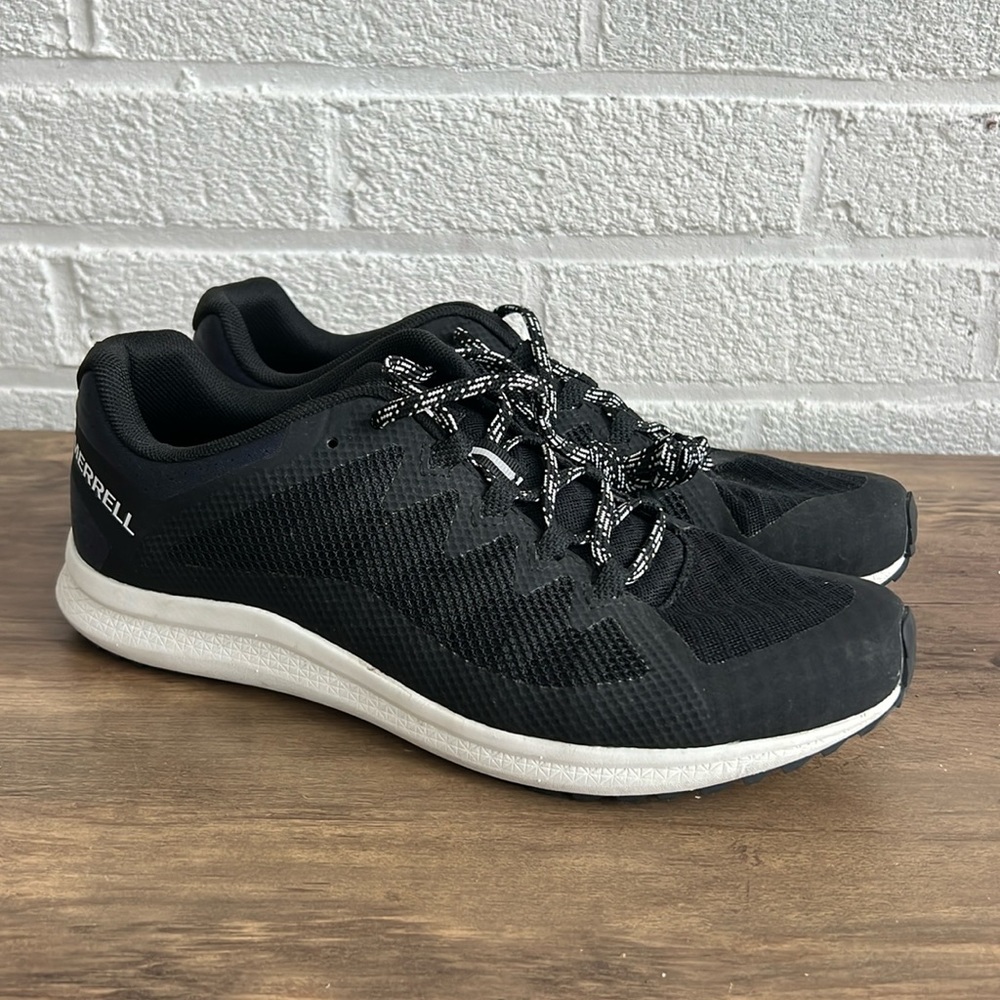 Skyfire Running Shoe